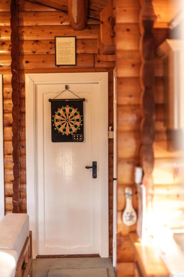 Log Cabin Nr Coed Y Brenin By Seren Short Stays Trawsfynydd Exterior photo